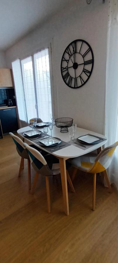 רודז T2 Centre Ville, Soulages, Amphitheatre - Wifi Clim Balcon Parking מראה חיצוני תמונה